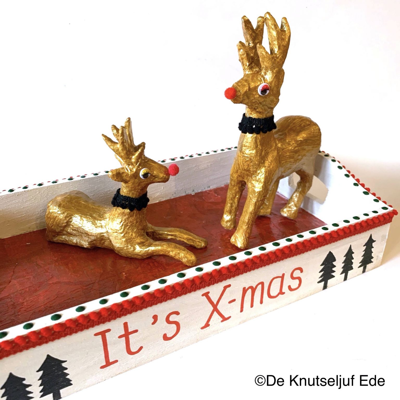 575300 NO735 en NO739 Kerst Dienblad met Hertjes - De Knutseljuf